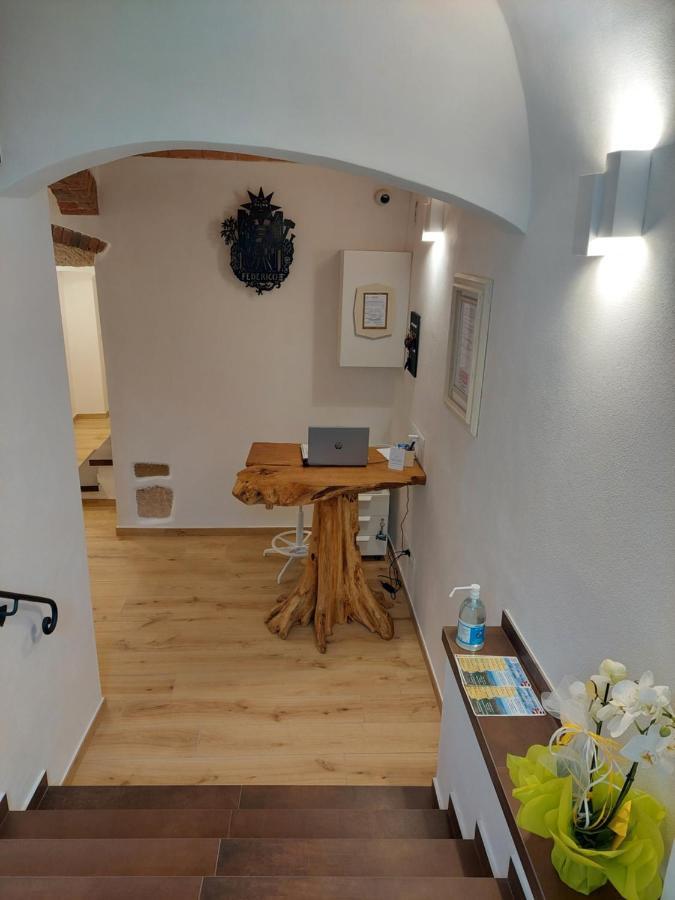 Federico II - Rooms And Breakfast Борджо Вереци Екстериор снимка