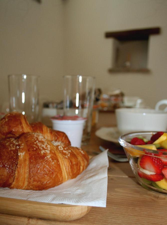 Federico II - Rooms And Breakfast Борджо Вереци Екстериор снимка